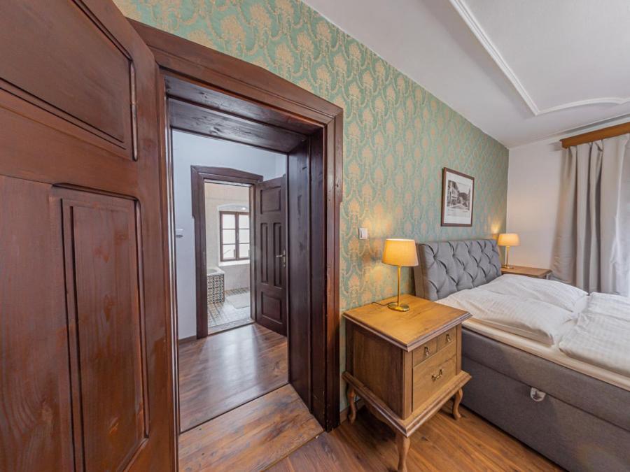 Hotel Salamander - Garni บันสกา ชีอาว์นีซา ภายนอก รูปภาพ