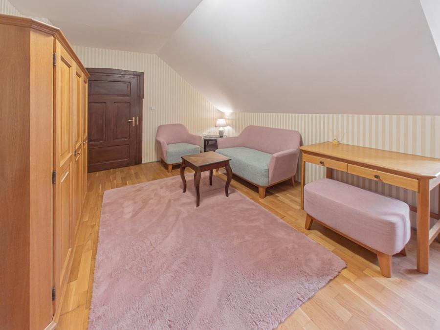 Hotel Salamander - Garni บันสกา ชีอาว์นีซา ภายนอก รูปภาพ